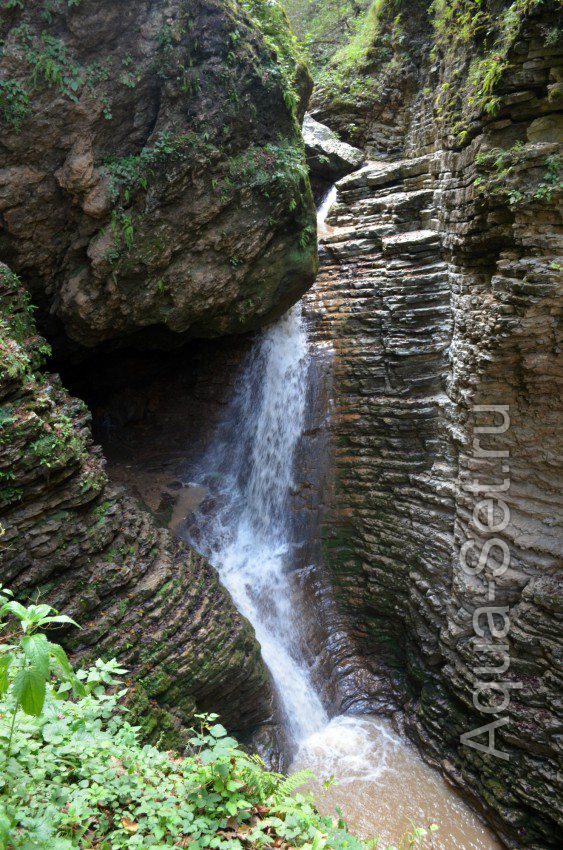 Водопады Руфабго.